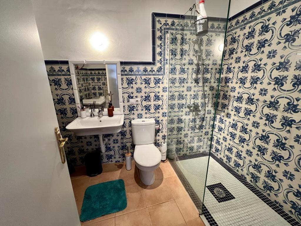 Oldtown Family House With Amazing Terrace - 3 Minutes From Beach! Вильяхойоса Экстерьер фото