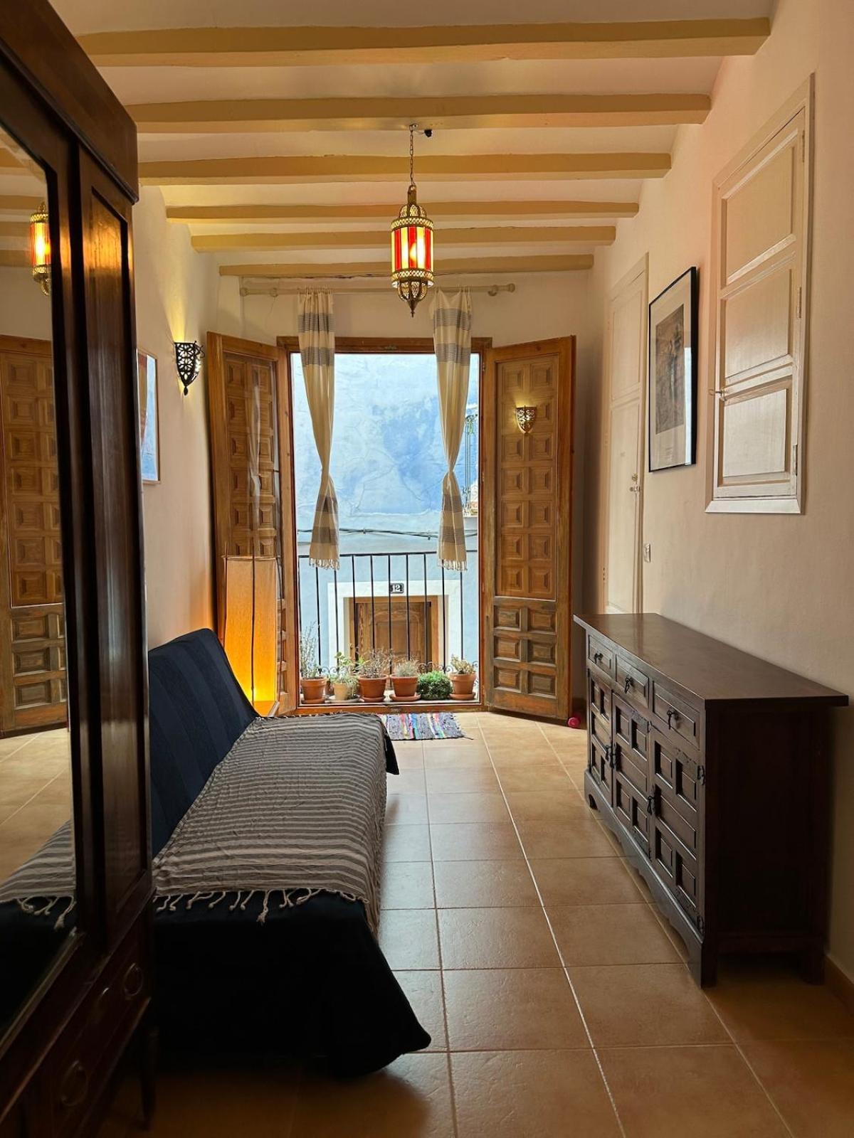 Oldtown Family House With Amazing Terrace - 3 Minutes From Beach! Вильяхойоса Экстерьер фото