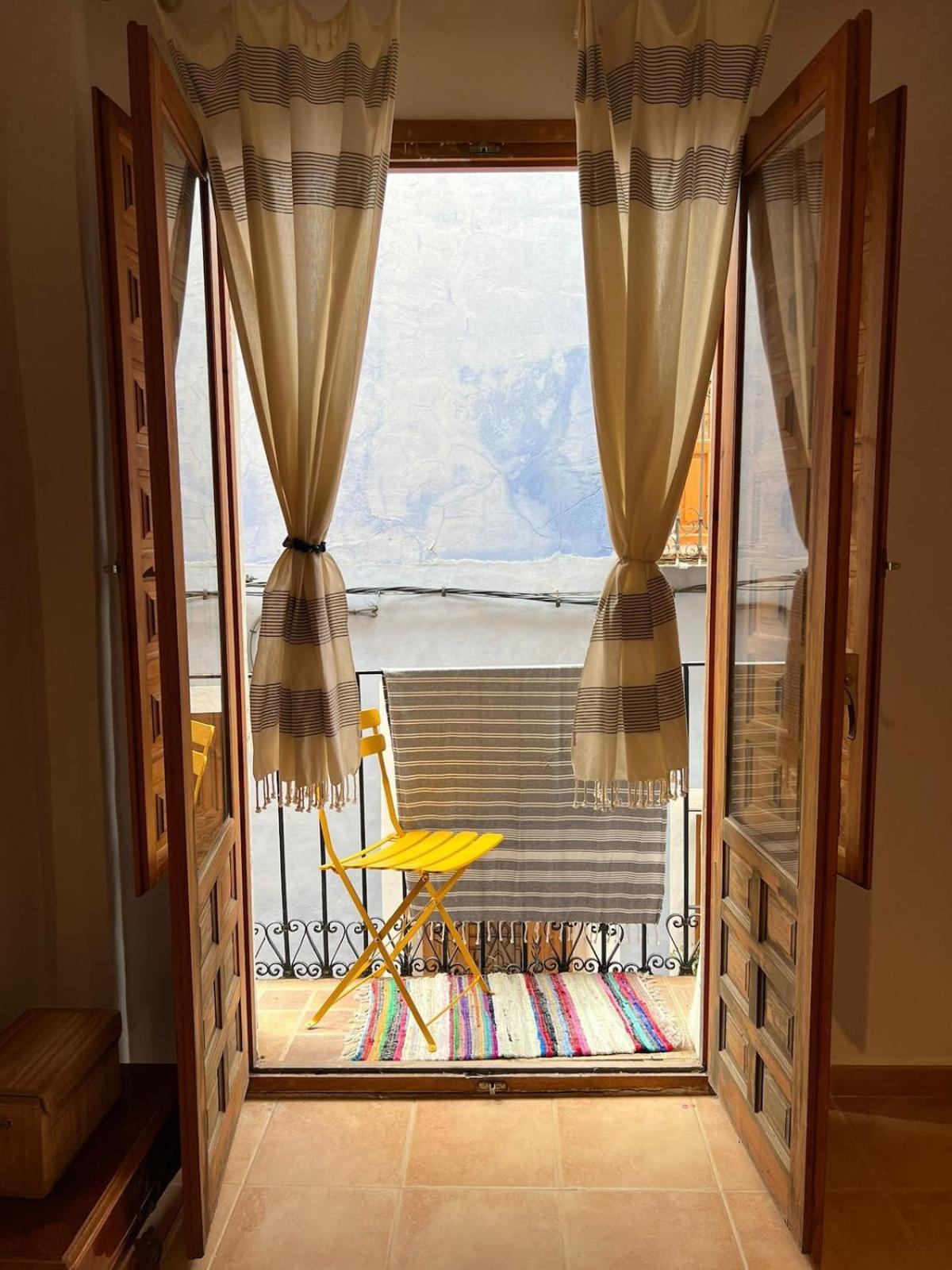 Oldtown Family House With Amazing Terrace - 3 Minutes From Beach! Вильяхойоса Экстерьер фото