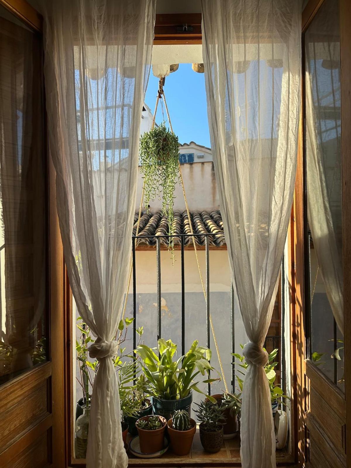 Oldtown Family House With Amazing Terrace - 3 Minutes From Beach! Вильяхойоса Экстерьер фото