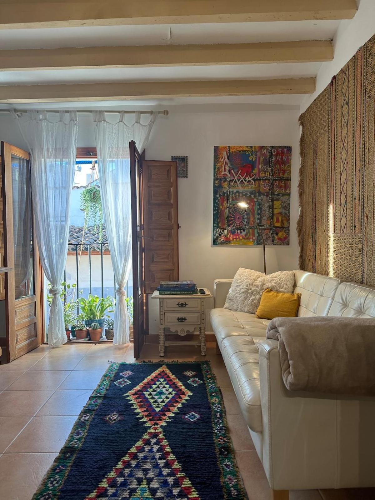 Oldtown Family House With Amazing Terrace - 3 Minutes From Beach! Вильяхойоса Экстерьер фото